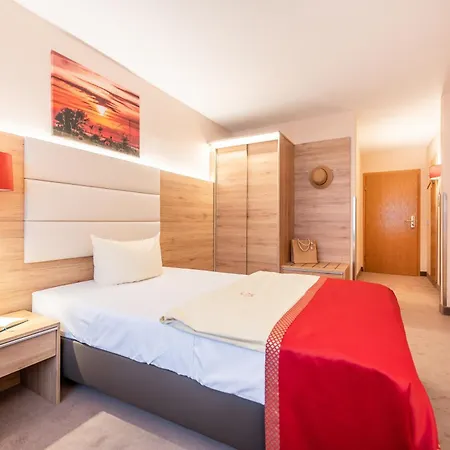 Hotel Centralhotel 3*